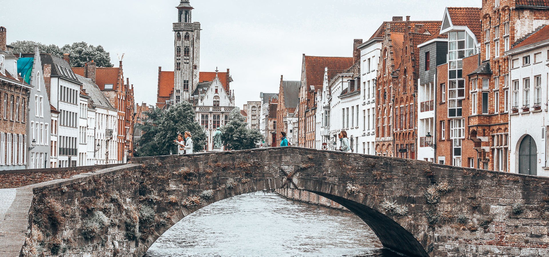 A Complete Guide To 24 Hours In Bruges | 3 days in lisbon 5