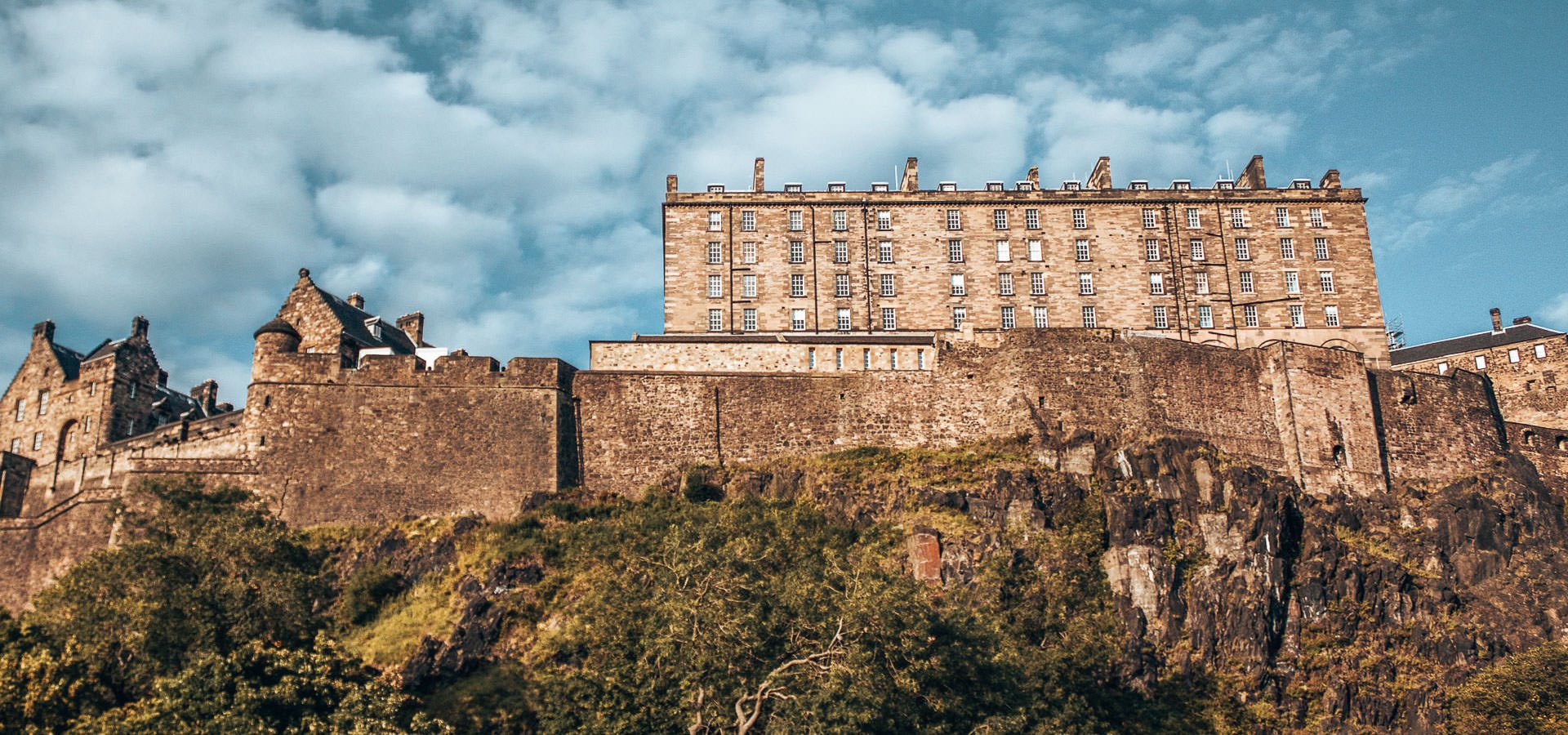 An Unmissable Guide To 48 Hours In Edinburgh | cost of travelling in morocco 3