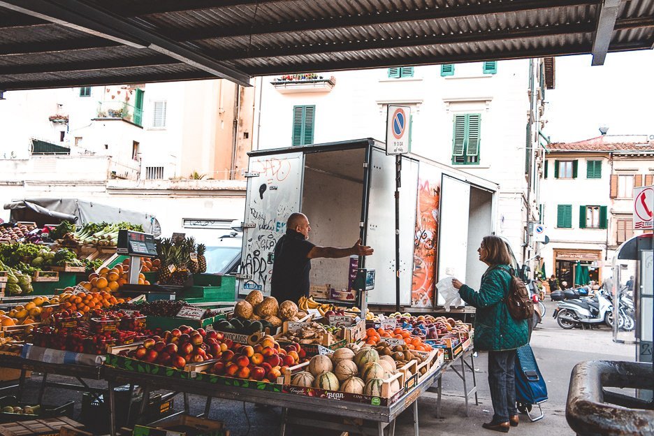 Locals at Sant'Ambrogio Market, Florence