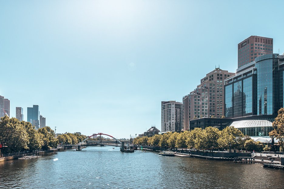 Yarra River on a sunny day - Melbourne Travel Guide