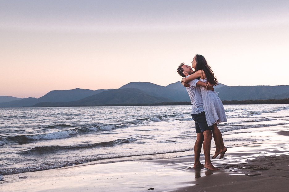 Taking your own couples photos - adopt the rule of thirds